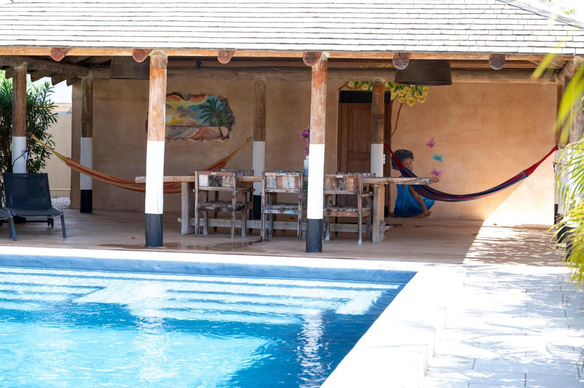 Kura Kabana Boutique Resort Kralendijk  Exterior photo